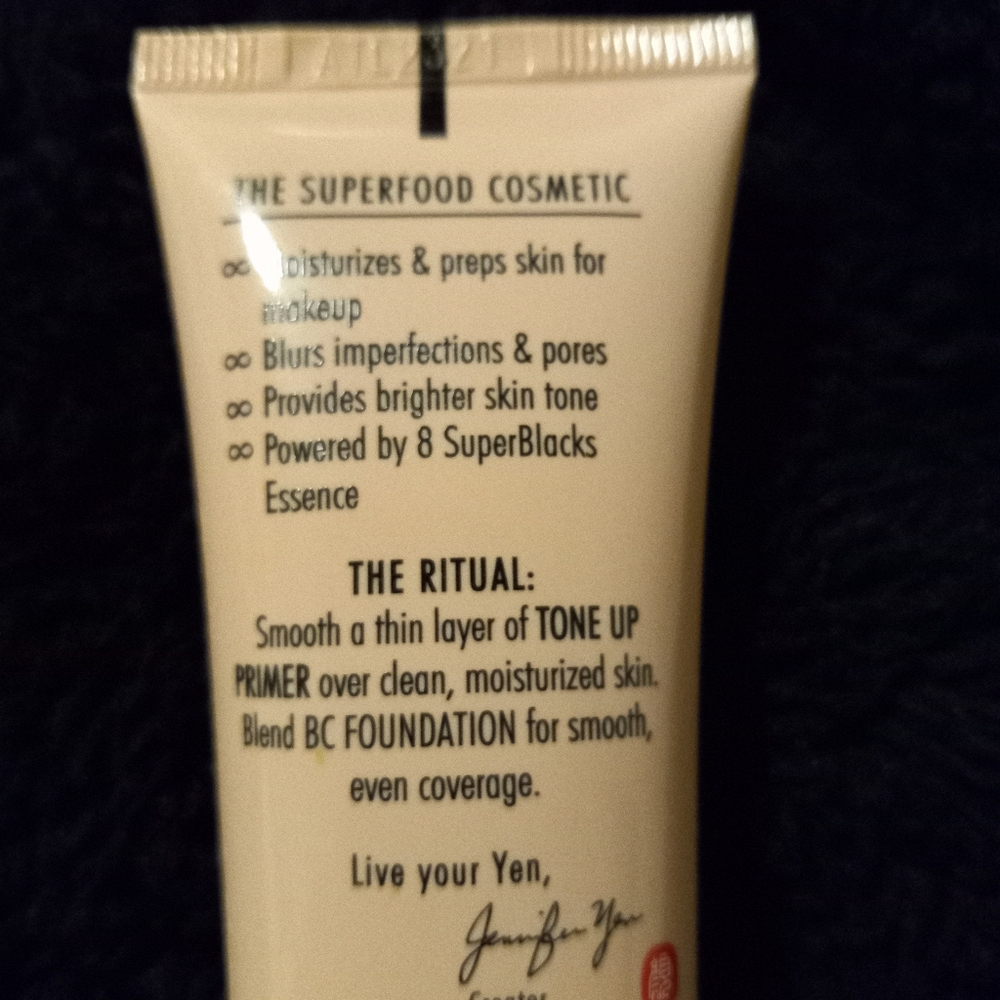 Yensa Tone Up Essential Glow Primer- 30 ml/ 1 fl oz New and Unused - Picture 3 of 3